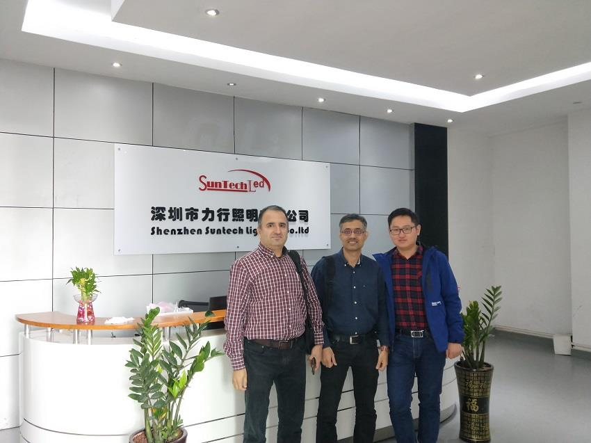 Clients visit facotry 2 Suntech Clients visit facotry 2 Suntech