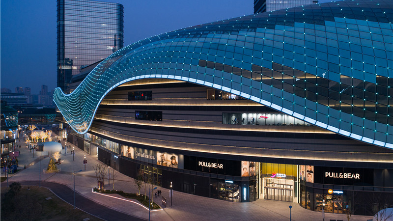 Large Urban Complex Commercial Building Facade Flood Lighting