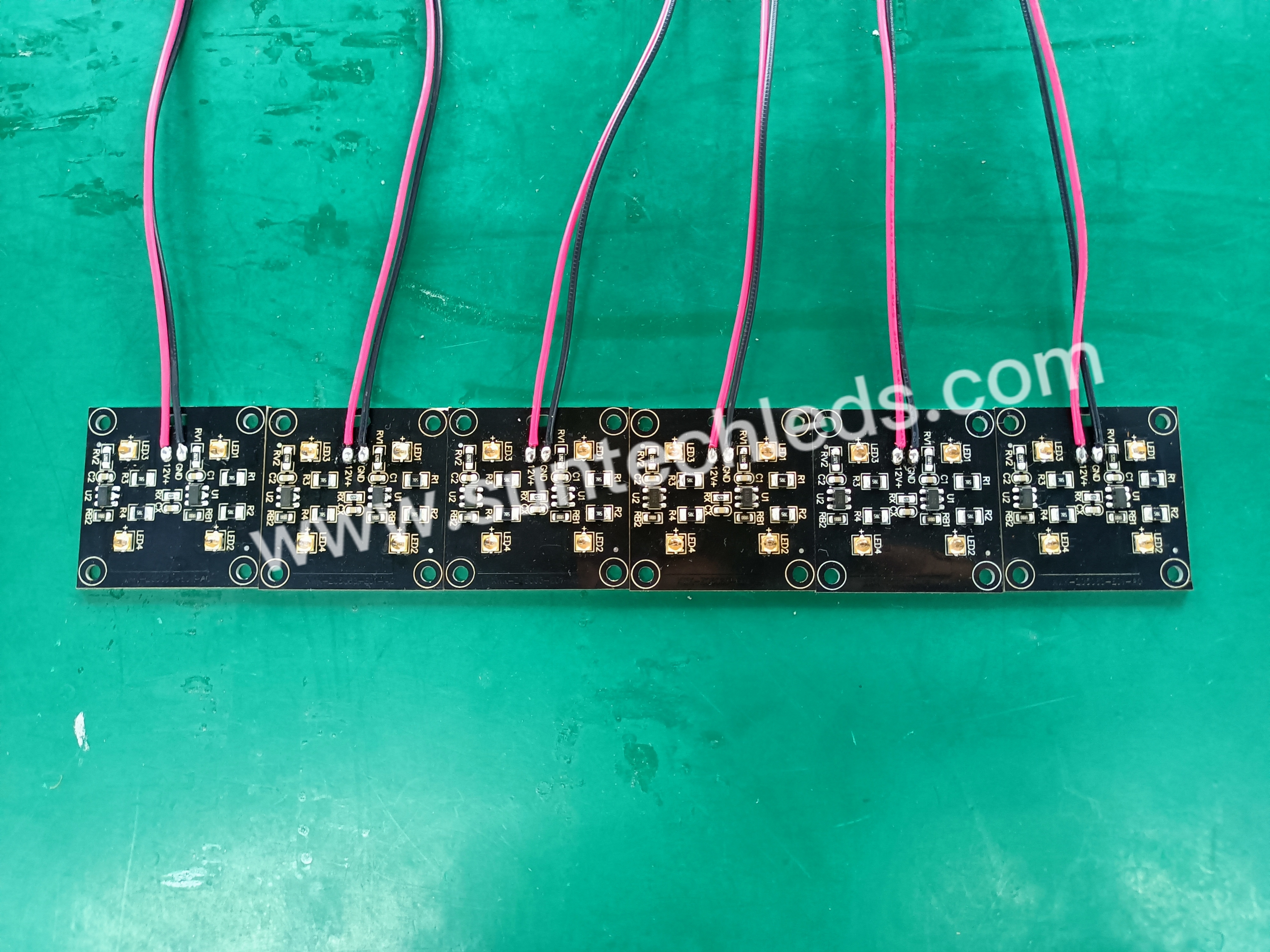 4leds square board