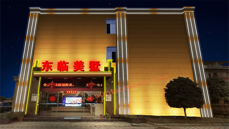 Hotel Dynamic LED Facade Linear Illumination Ideas 