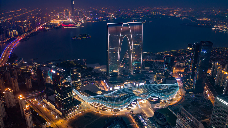 Large Urban Complex Commercial Building Facade Flood Lighting