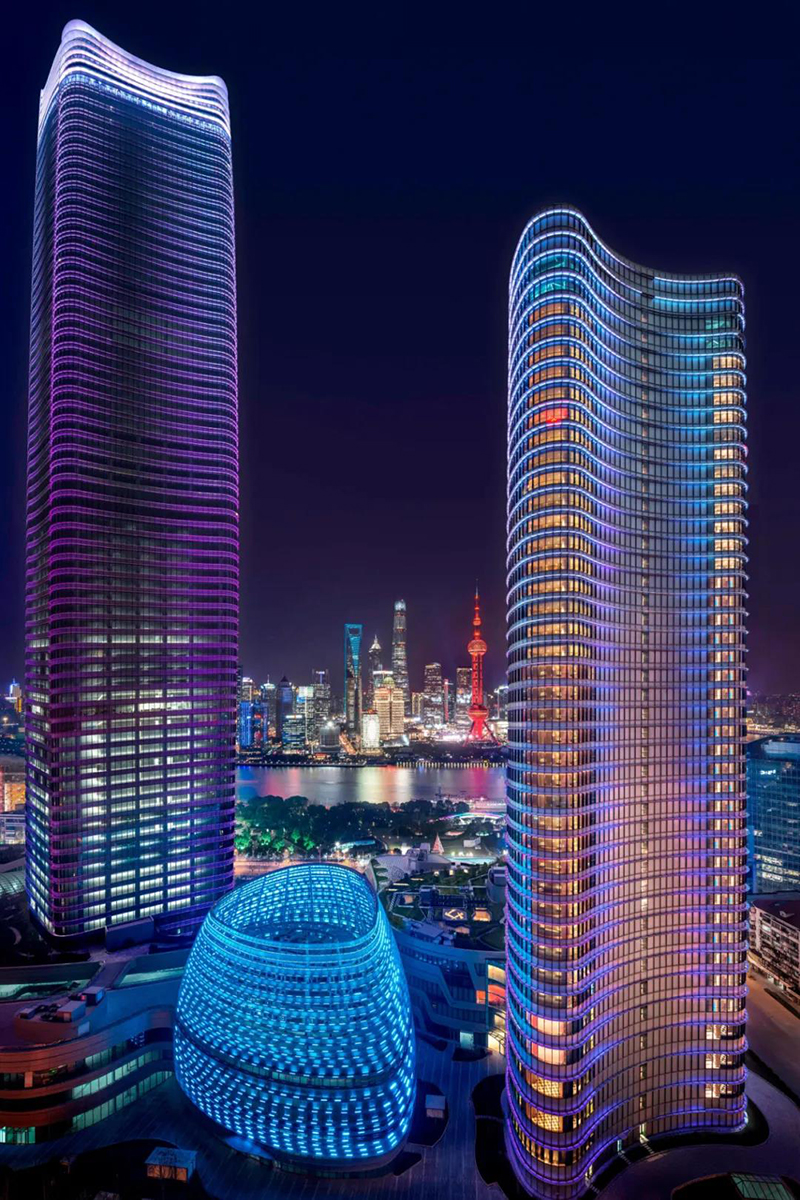  Baiyulan Plaza Skyscraper World-class LED Facade Illumination