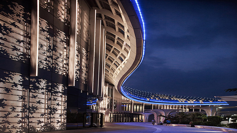 Large Urban Complex Commercial Building Facade Flood Lighting