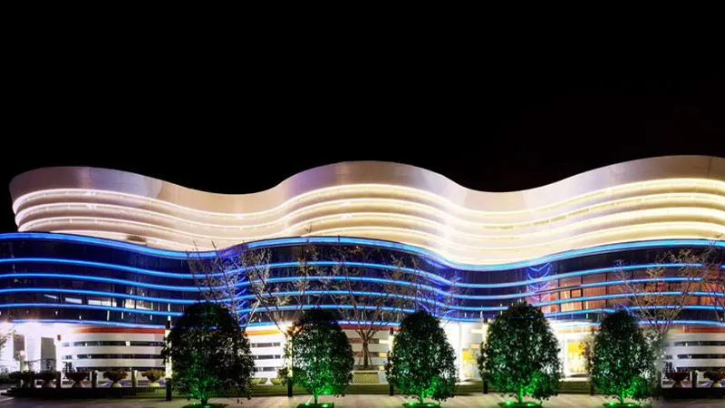 A Memorable LED Art & Design Facade Illumination