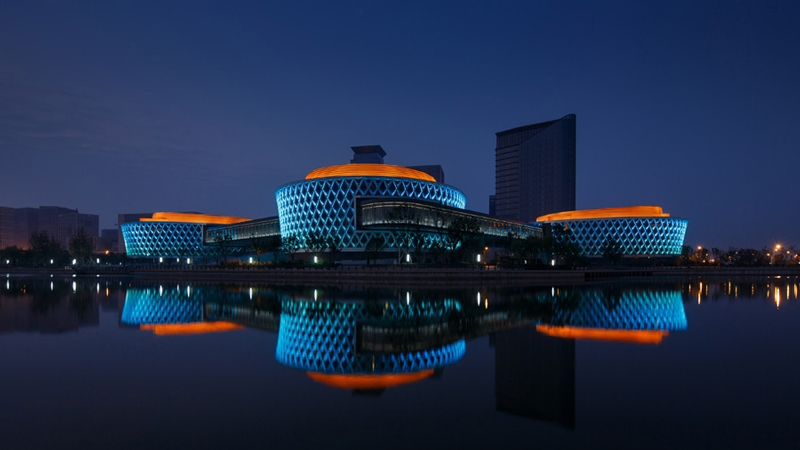 Outdoor Media Art & Design Facade Lighting