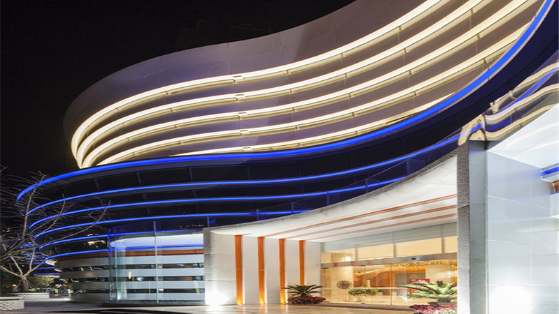 A Memorable LED Art & Design Facade Illumination